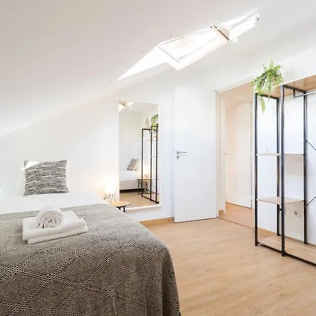 Lejlighed Rato Cozy 3br W/balcony - By Lu Holidays