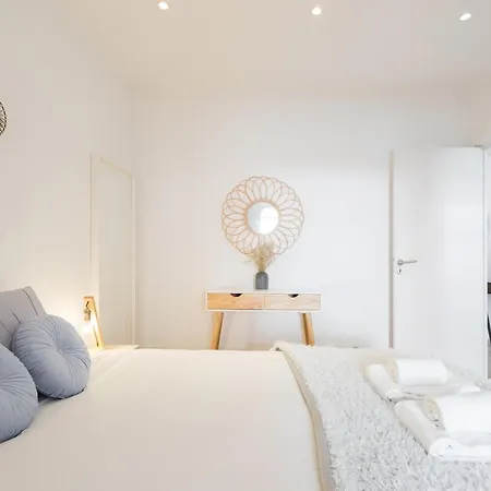 Rato Cozy 3br W/balcony - By Lu Holidays 리스본