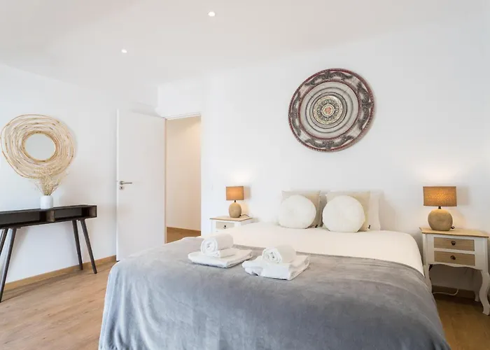 Rato Cozy 3br W/balcony - By Lu Holidays Lisboa