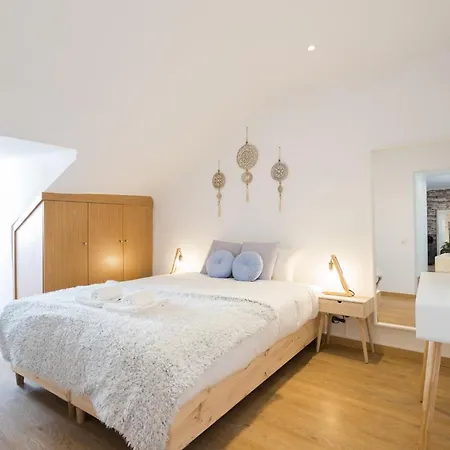 Rato Cozy 3br W/balcony - By Lu Holidays ליסבון